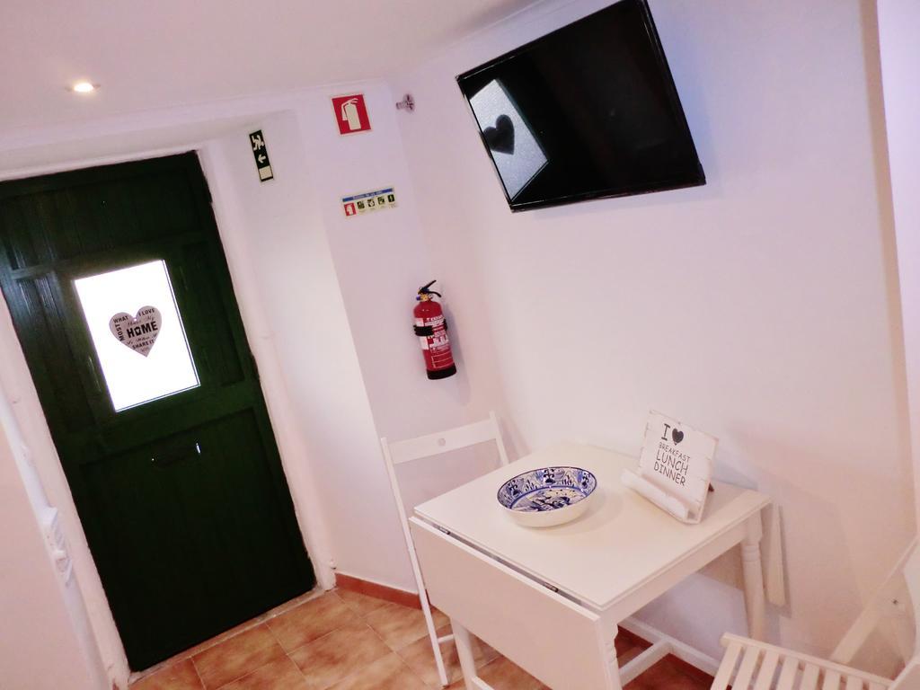Apartamento Embaixador Mateus Lisboa Værelse billede