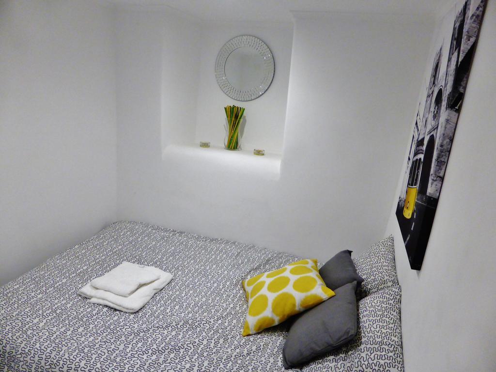 Apartamento Embaixador Mateus Lisboa Værelse billede